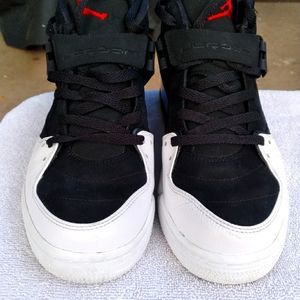 Jordan 364756-065 size 11.5 with straps